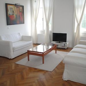 Kunsthaus Apartments